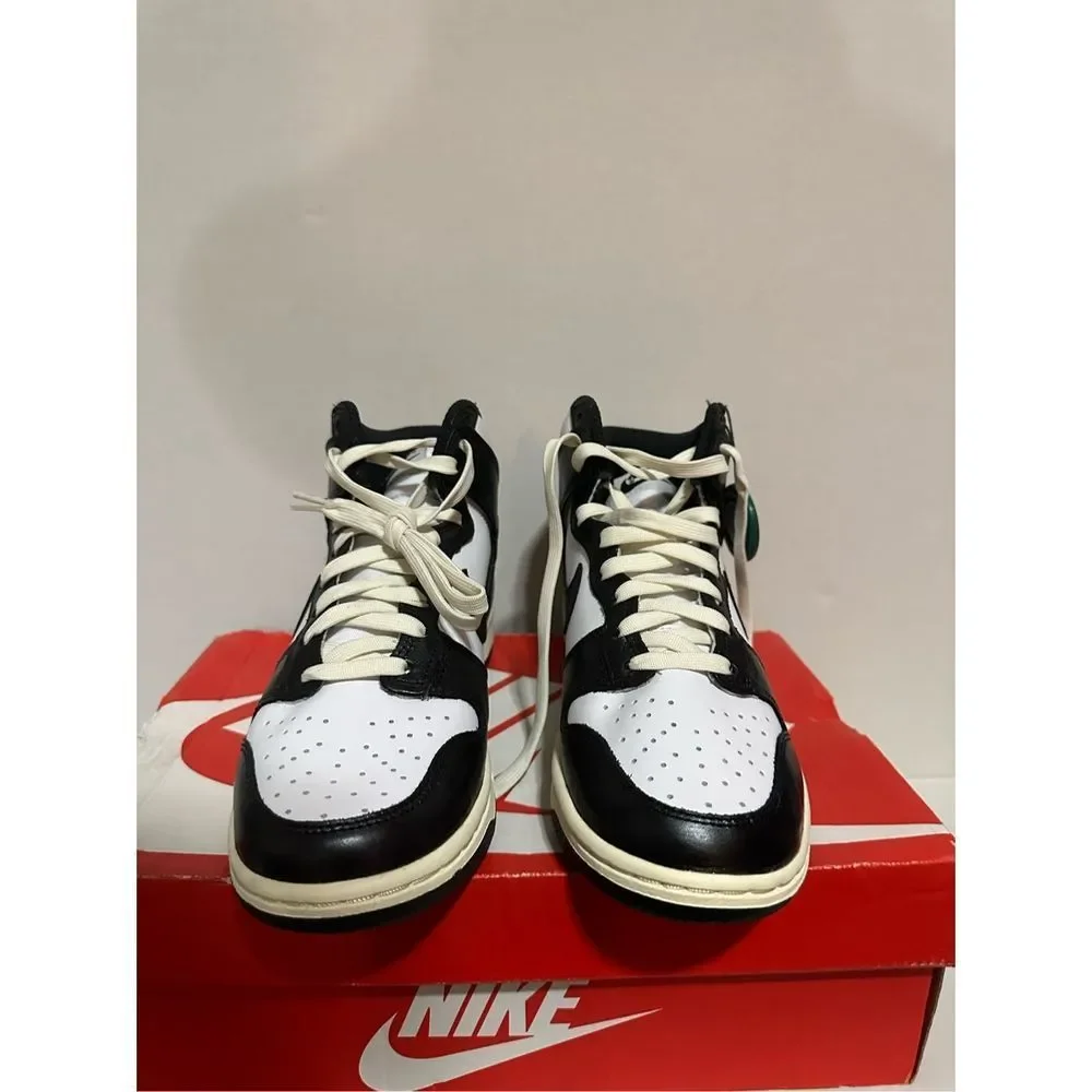 Nike Women's Dunk High Vintage Black Coconut Milk DQ8581-100 Size 7.5 - Picture 1 of 16